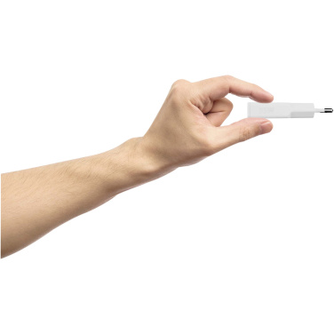 Логотрейд pекламные cувениры картинка: Зарядное устройство Xtorm XG2SL033 Go2 SlimLine мощностью 33 Вт