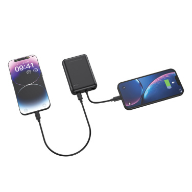 Logotrade kampanjprodukter bild: Urban Vitamin Fullerton RCS återvunnen 10.000 20W PD powerba