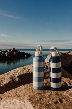 Logotrade presentreklam bild: VINGA Lagoa RCS återvunnet stål flaska 600 ML